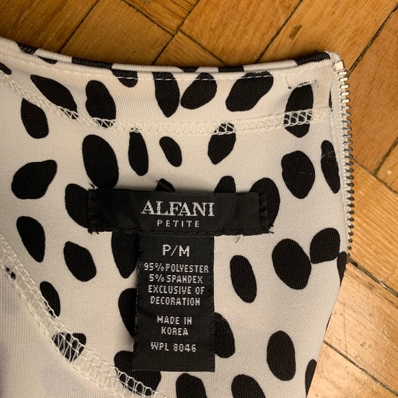 Women’s top - Picture 4 of 4